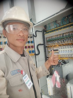 งานซ่อมตู้คอนโทรล ระบบปรับอากาศ fcu โรงไฟฟ้าพลังงานแสงอาทิตย์ อ.เชียงคำ จ.พะเยา